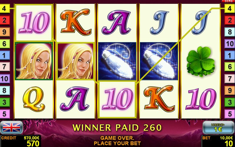 Lucky Lady Charm Deluxe gameplay met Wild symbool en Hand Scatter