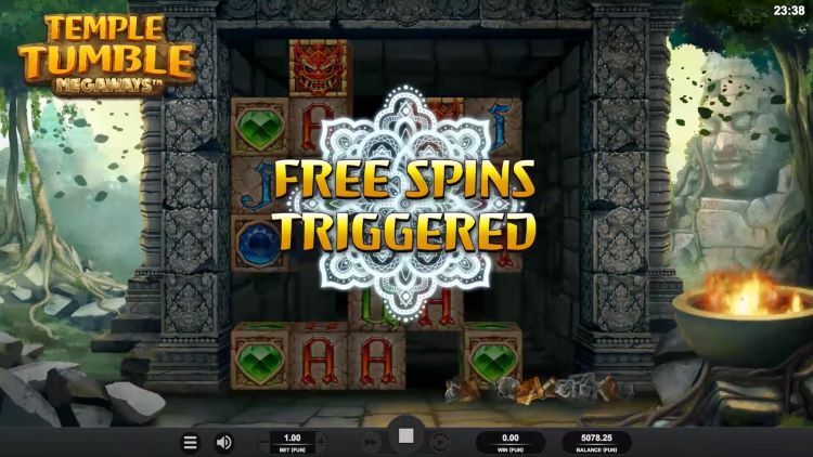 Temple Tumble Megaways tumble mechanic met vallende symbolen en nieuwe winmogelijkheden